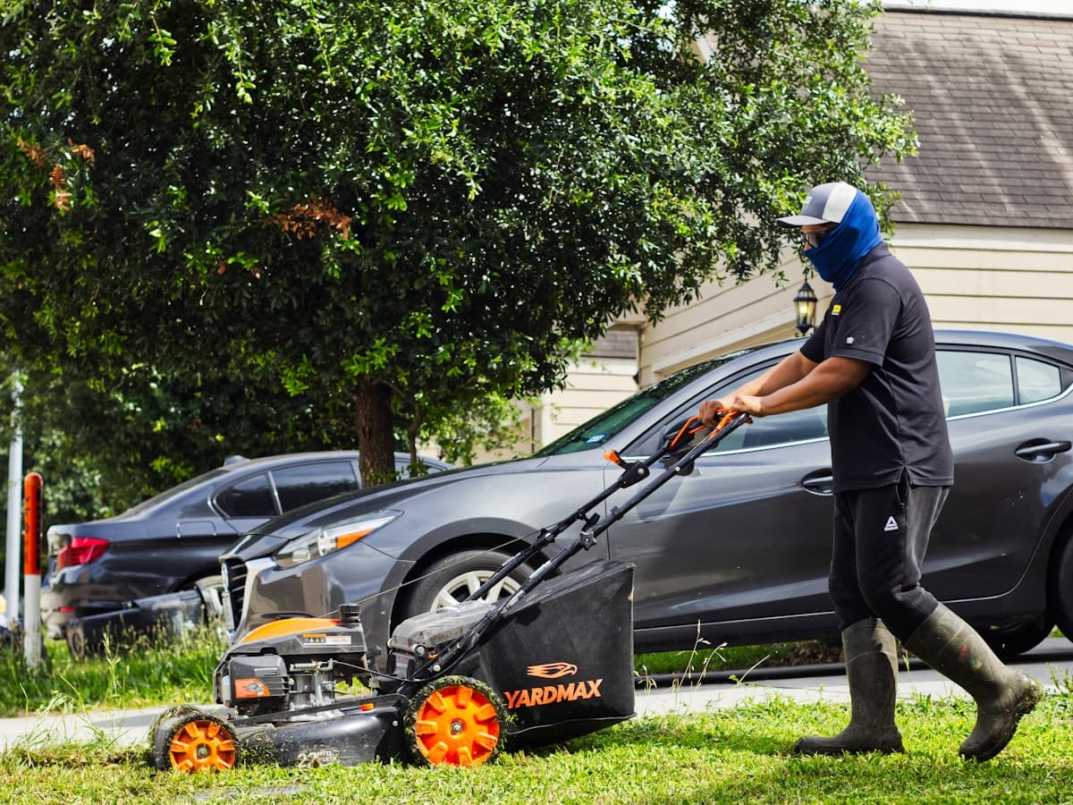 Lawn care — outdoor service by FlexiPlan Maintenance